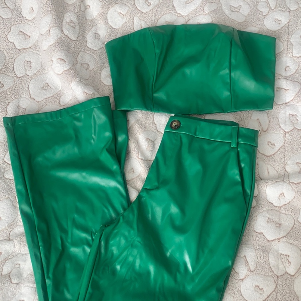 Green leather crop & pants set